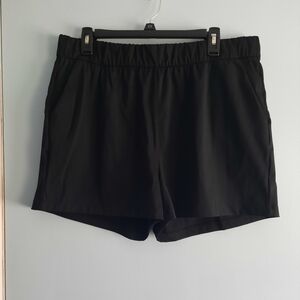 Black women's shorts
